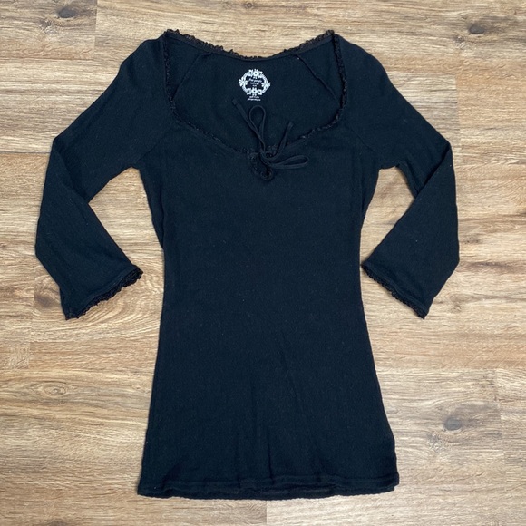 Free People Black Lace Trim Top. Size Medium. - Picture 4 of 8